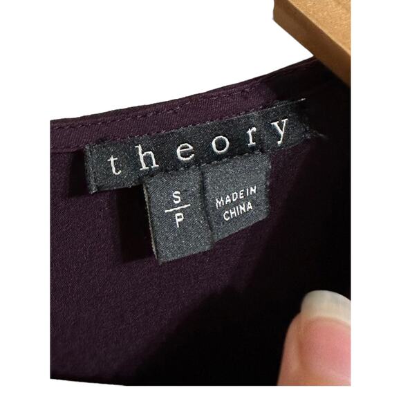 Theory Laycee‎ Arched-Hem Silk Top purple size Small - Picture 3 of 5